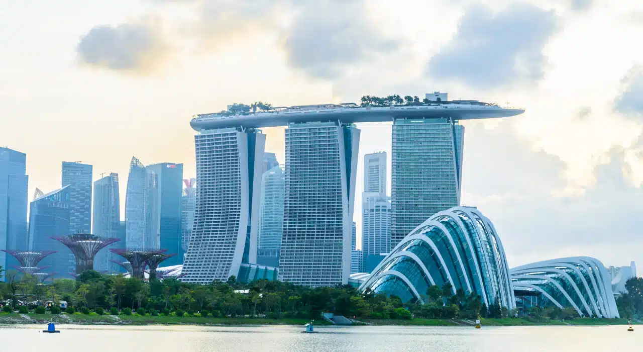 Cek Biaya Berobat ke Singapura