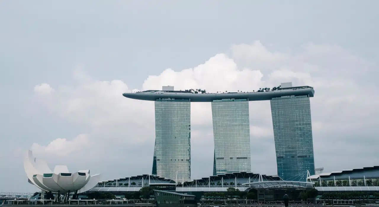 Cek Estimasi Biaya Berobat ke Singapura